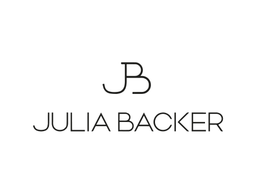Julia Backer